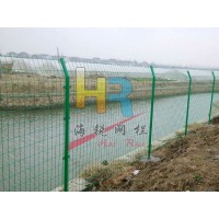 海銳現(xiàn)貨雙邊絲護(hù)欄網(wǎng)，養(yǎng)殖護(hù)欄網(wǎng)，農(nóng)場護(hù)欄網(wǎng)