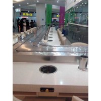 新沂旋轉(zhuǎn)火鍋輸送帶 旋轉(zhuǎn)麻辣燙設(shè)備怎么賣